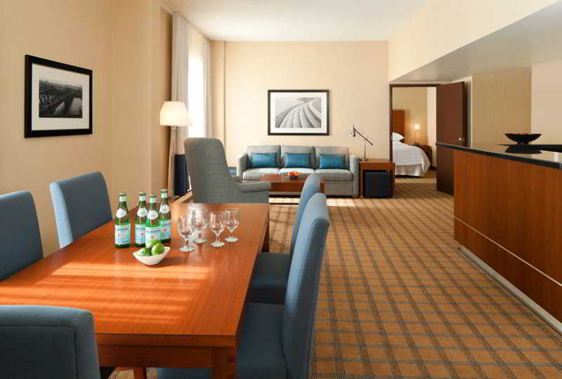 Four Points By Sheraton Hotel & Conference Centre Gatineau-Ottawa Exterior foto